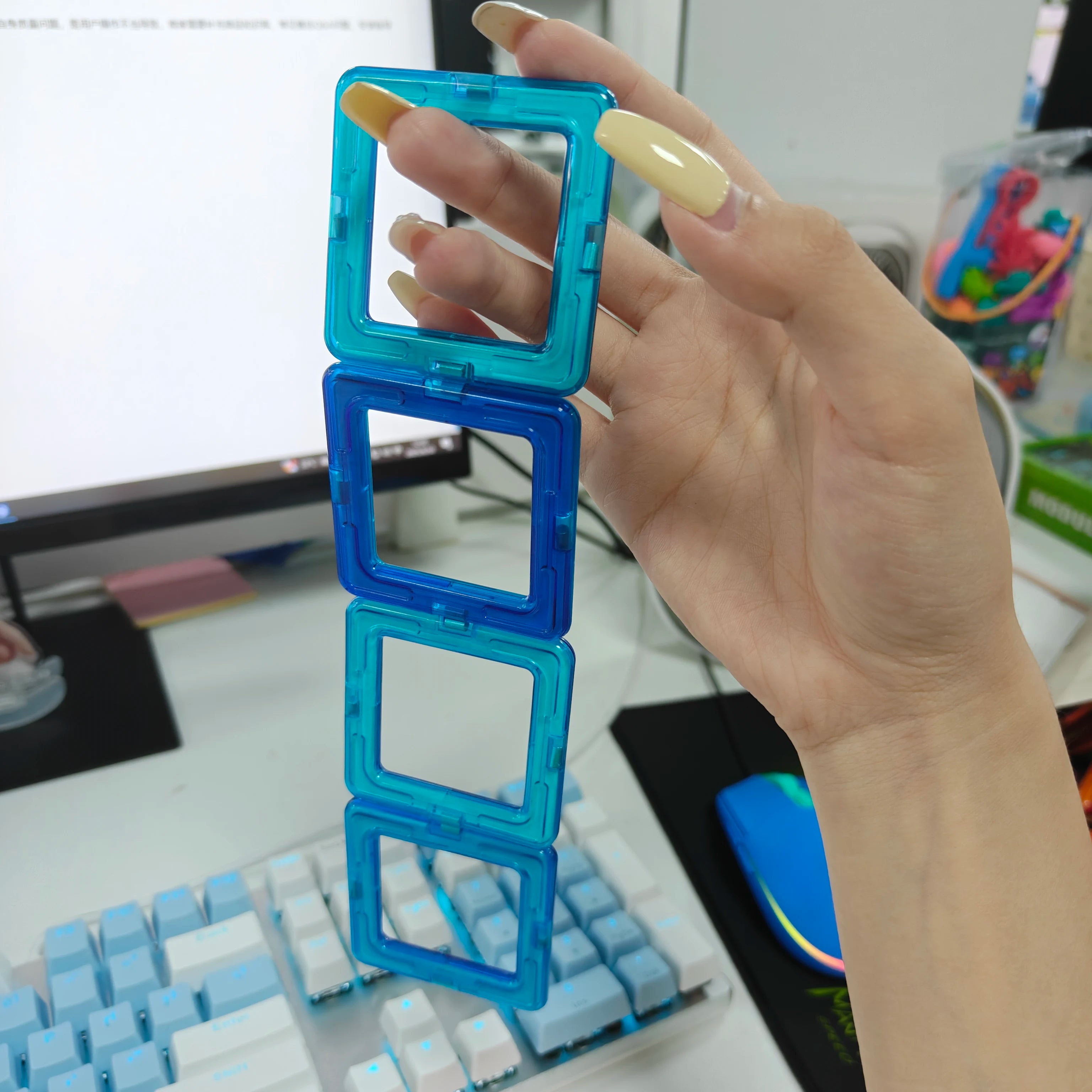 Magnetic Building Tiles